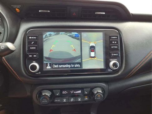 Used 2023 Nissan Kicks SR w/ SR Premium Package FWD image 15