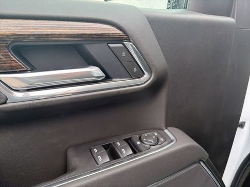 New 2026 GMC Sierra 1500 SLE AWD/4WD image 15