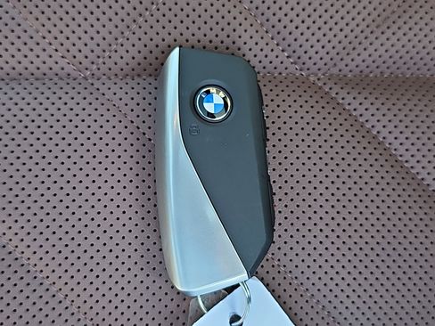 New 2026 BMW X5 sDrive40i image 37