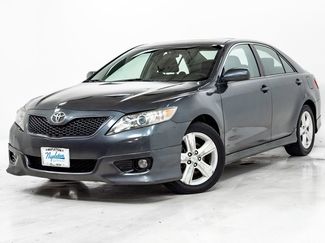 Used 2011 Toyota Camry SE w/ SE Extra-Value Pkg #1 FWD video 1