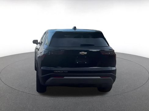 Used 2025 Chevrolet Equinox LT image 11