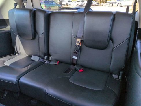 Used 2022 Nissan Armada SL image 13