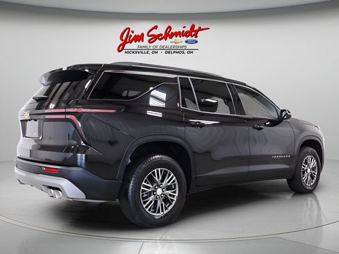 Used 2026 Chevrolet Traverse LT AWD/4WD image 6