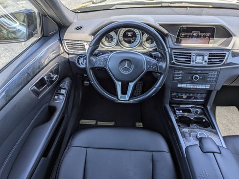 Used 2016 Mercedes-Benz E 350 Sedan image 14