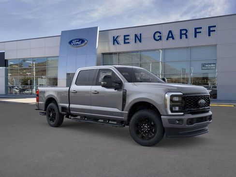 New 2026 Ford F250 Lariat w/ Black Appearance Package image 8