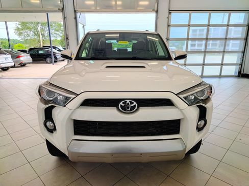 Used 2019 Toyota 4Runner TRD Off-Road Premium AWD/4WD image 8