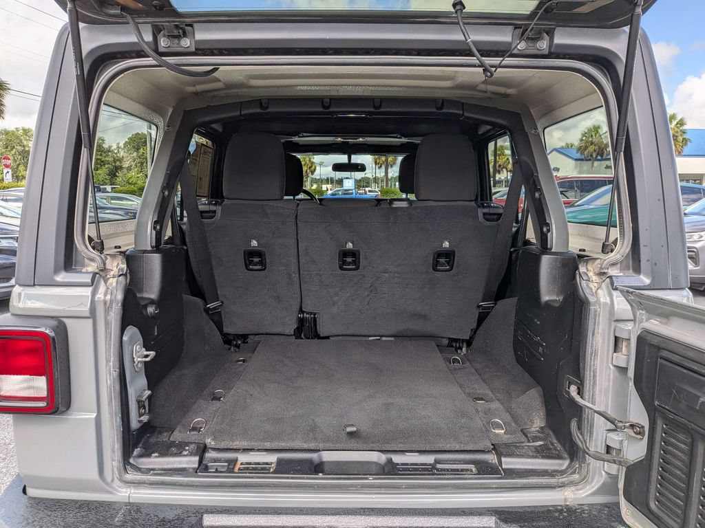 Used 2020 Jeep Wrangler Unlimited Sport S AWD/4WD image 11