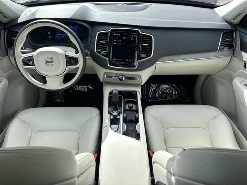 Used 2023 Volvo XC90 T8 Plus image 10