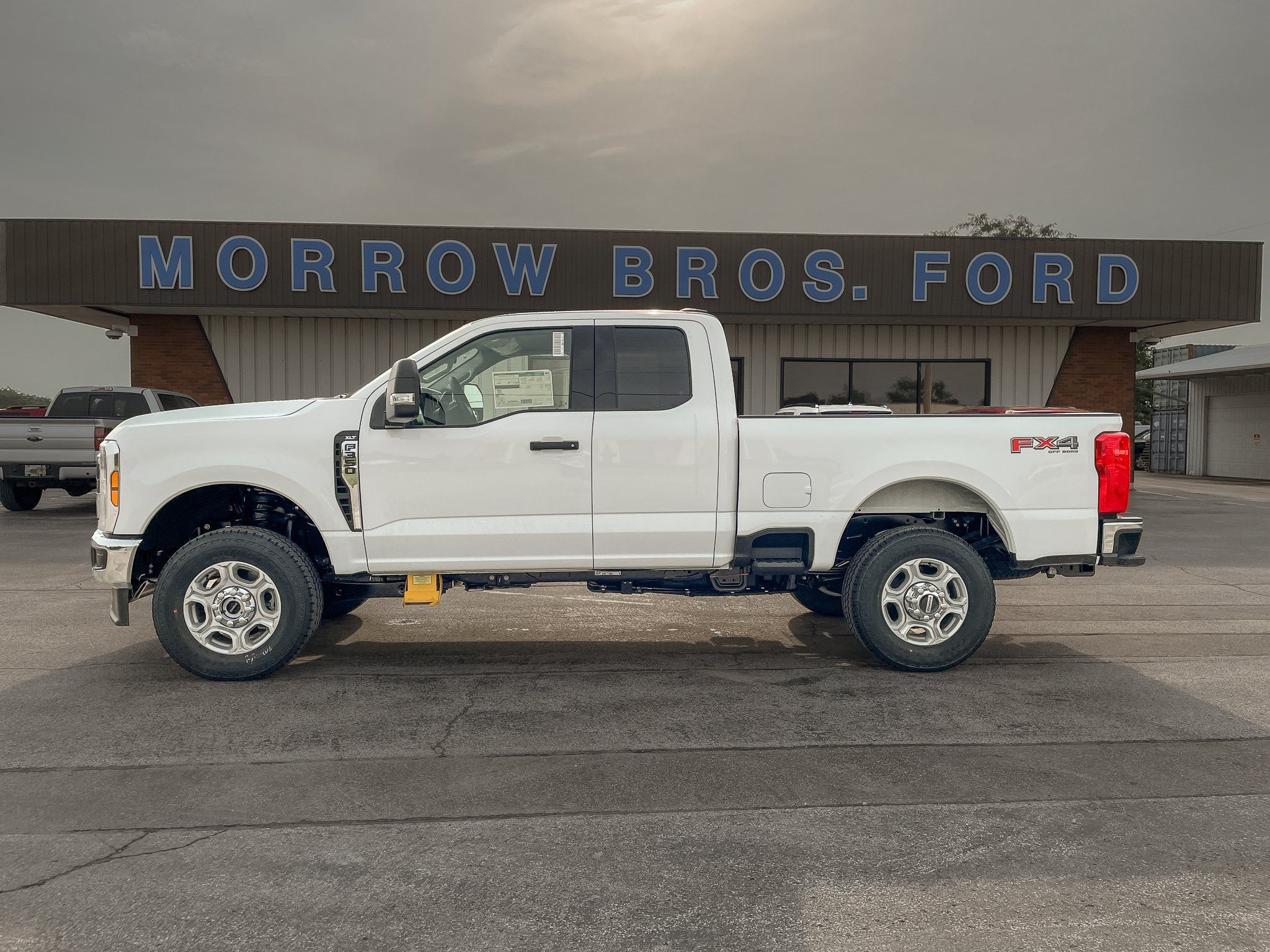 New 2026 Ford F350 XLT AWD/4WD image 3