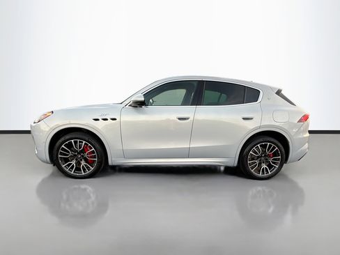 Certified 2024 Maserati Grecale GT image 6