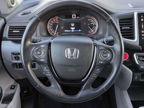 Used 2018 Honda Ridgeline RTL-E image 30