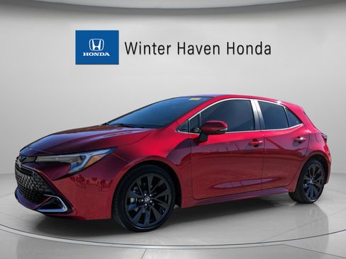 Used 2025 Toyota Corolla XSE image 2