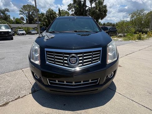 Used 2014 Cadillac SRX Premium FWD image 2
