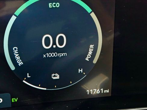 Used 2025 Hyundai Santa Fe Calligraphy AWD/4WD image 14