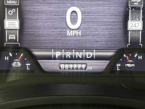 Used 2024 RAM 1500 Laramie RWD image 37