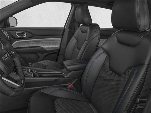 New 2026 Jeep Compass Latitude AWD/4WD image 6