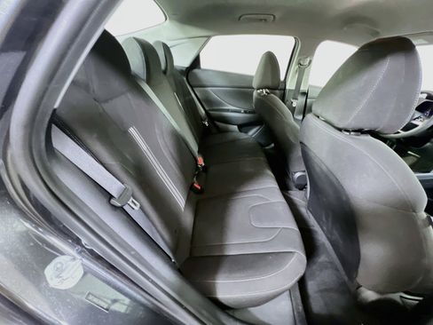 Used 2023 Hyundai Elantra SEL FWD image 24