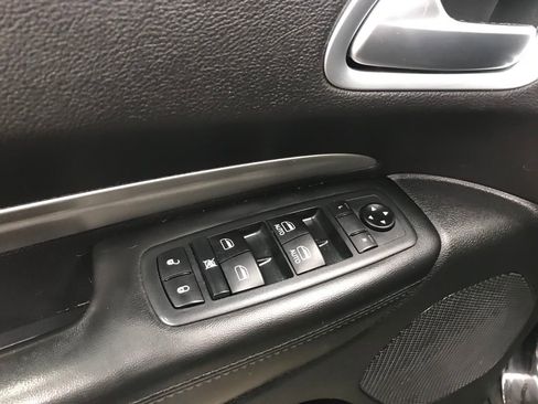 Used 2020 Dodge Durango SXT image 10