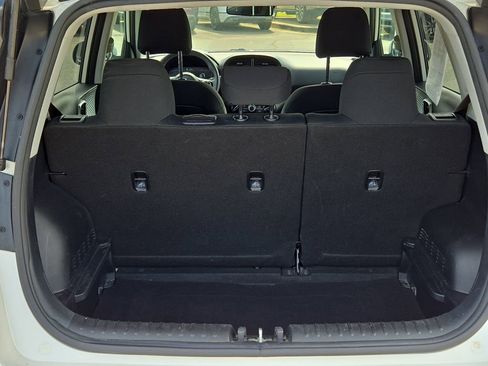 Used 2023 Kia Soul LX image 11