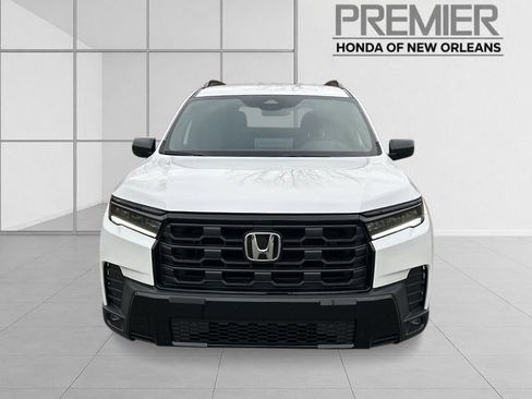 New 2026 Honda Pilot Sport image 7