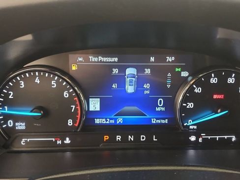 Used 2024 Ford Explorer XLT w/ Equipment Group 202A AWD/4WD image 12