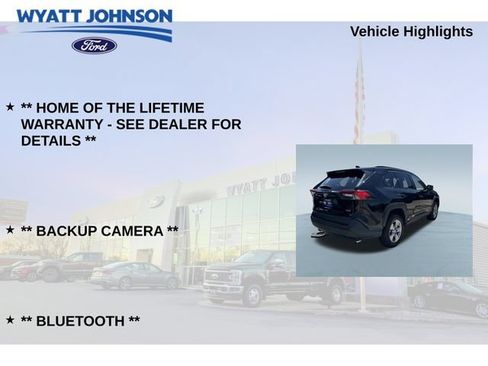 Used 2025 Toyota RAV4 XLE FWD image 5