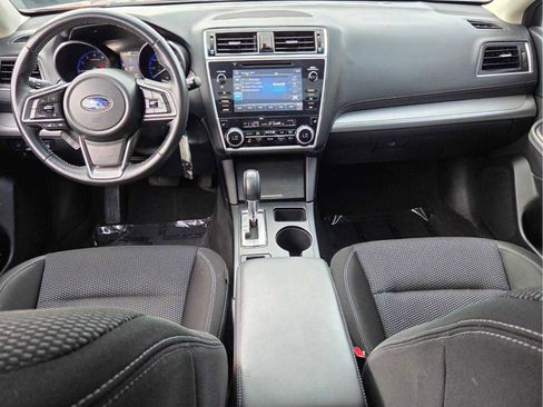 Used 2018 Subaru Outback 2.5i Premium AWD/4WD image 11