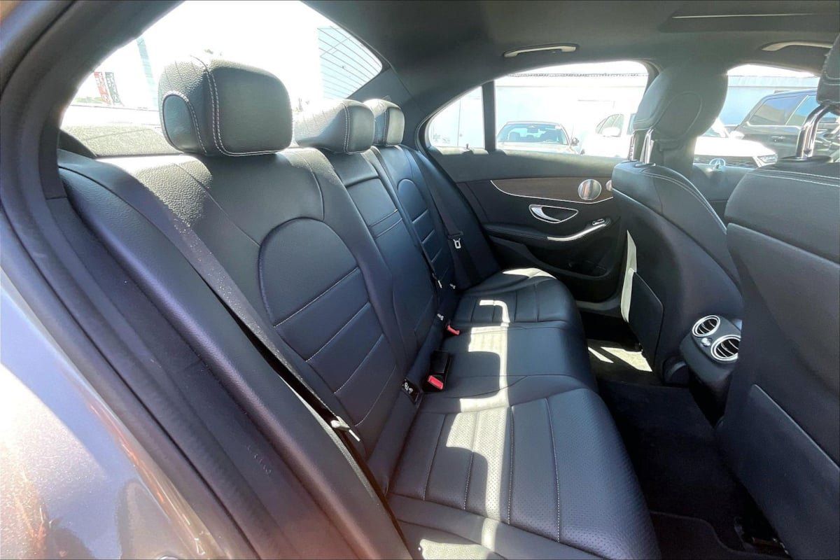 Used 2020 Mercedes-Benz C 300 Sedan w/ Premium Package image 25