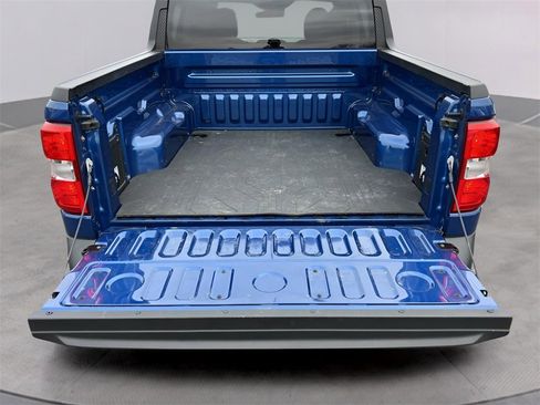 Used 2023 Ford Maverick XLT image 6