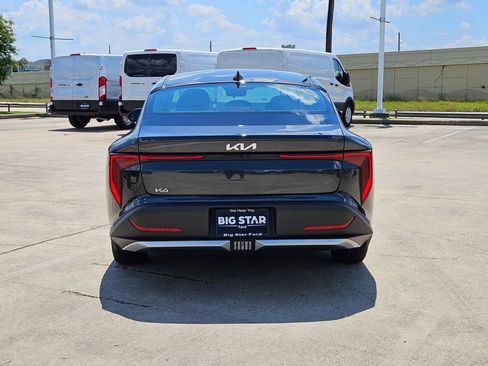 Used 2025 Kia K4 FWD image 6