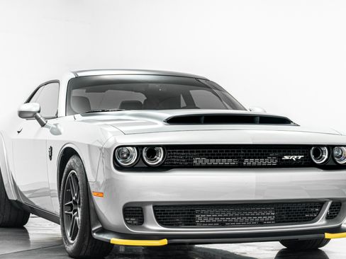 Used 2023 Dodge Challenger SRT Hellcat Redeye RWD image 3