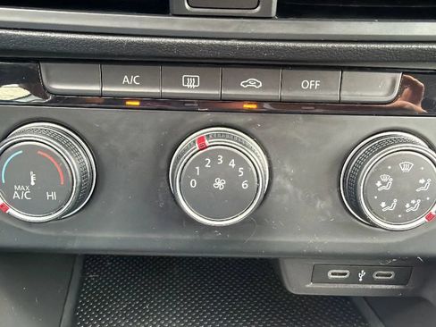 Used 2020 Volkswagen Jetta S w/ Driver Assistance Package FWD image 19