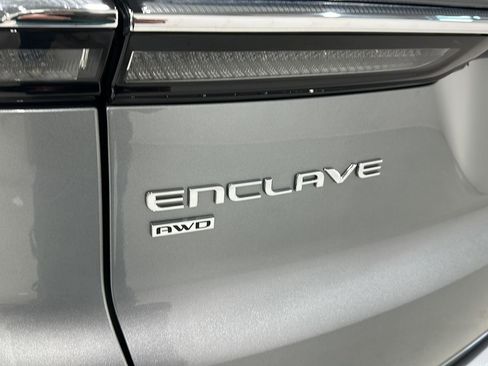 Used 2025 Buick Enclave Avenir w/ Super Cruise Package AWD/4WD image 30