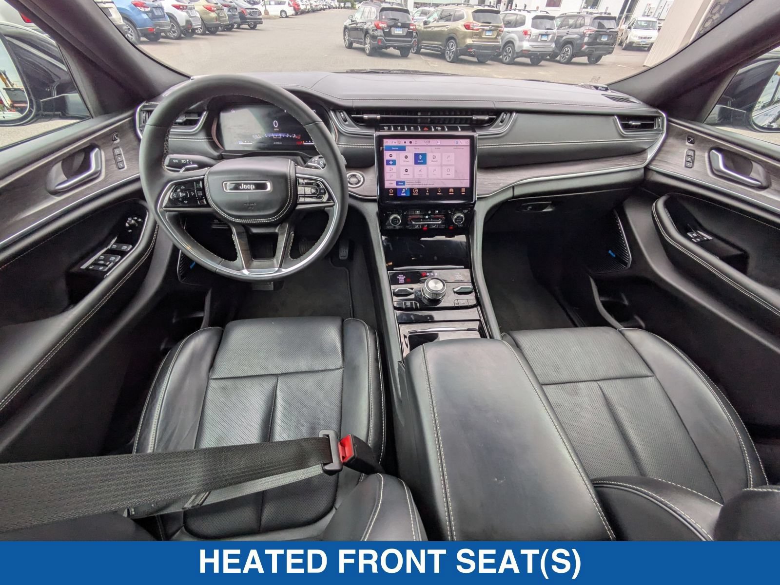 Used 2023 Jeep Grand Cherokee Overland w/ Luxury Tech Group IV AWD/4WD image 33