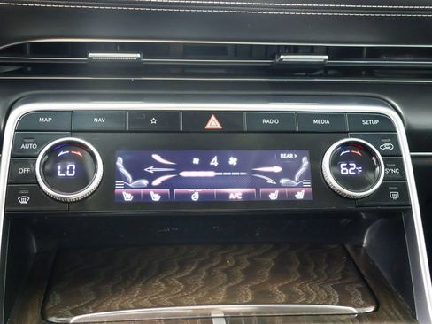 Used 2021 Genesis GV80 3.5T w/ Advanced Package 06 AWD/4WD image 13