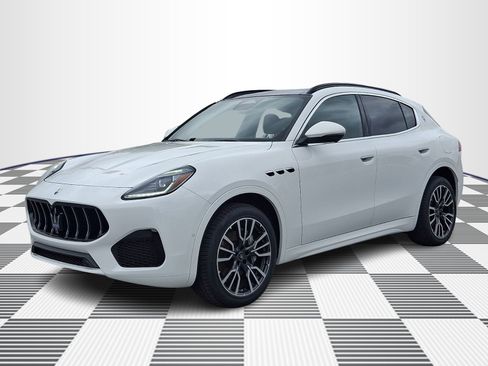 Certified 2025 Maserati Grecale Modena AWD/4WD image 7