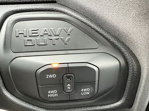 New 2026 RAM 2500 Tradesman AWD/4WD image 33