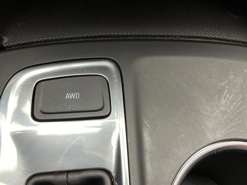 Used 2023 Chevrolet Equinox LS w/ LPO, Floor Liner Package AWD/4WD image 21