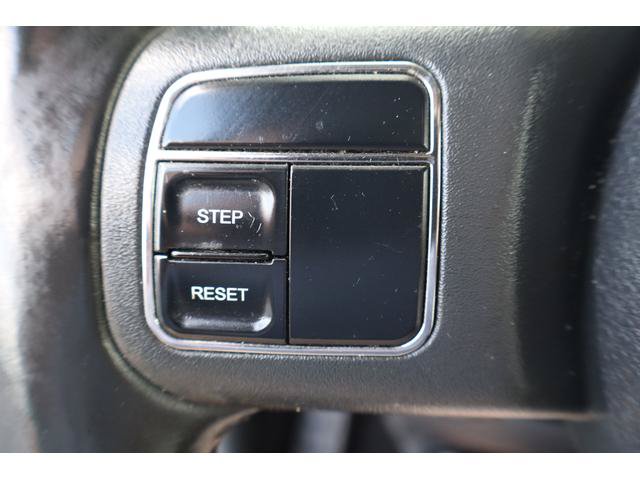 Used 2011 Jeep Compass Sport FWD image 12
