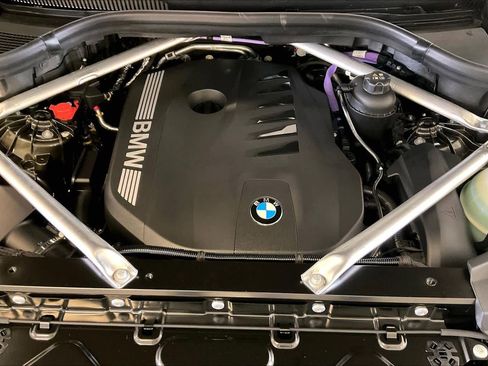 New 2026 BMW X5 sDrive40i image 17