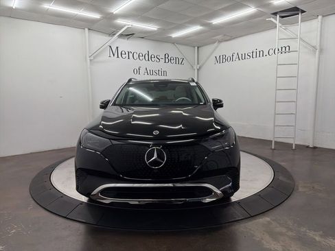 New 2026 Mercedes-Benz EQE 320 4MATIC SUV image 2