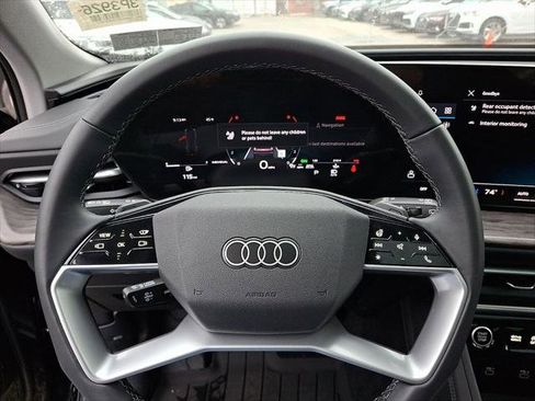 Certified 2025 Audi Q5 Premium w/ Premium Plus AWD/4WD image 20