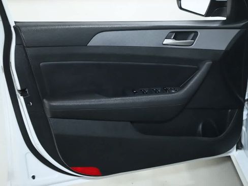 Used 2018 Hyundai Sonata SEL FWD image 15