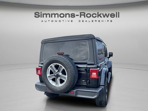 Used 2022 Jeep Wrangler Unlimited Sahara w/ LED Lighting Group image 13