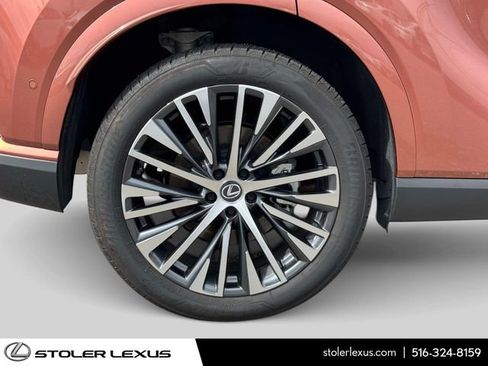 Used 2025 Lexus RX 350 w/ Convenience Package AWD/4WD image 11
