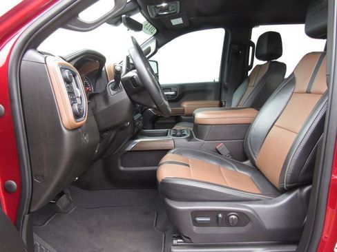 Used 2023 Chevrolet Silverado 3500 High Country image 16