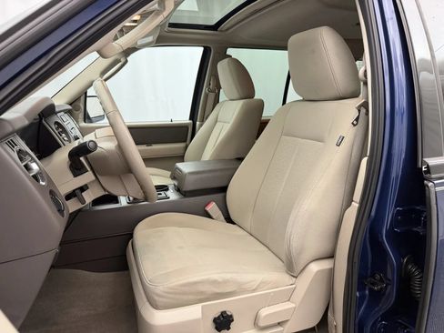 Used 2011 Ford Expedition XLT AWD/4WD image 10