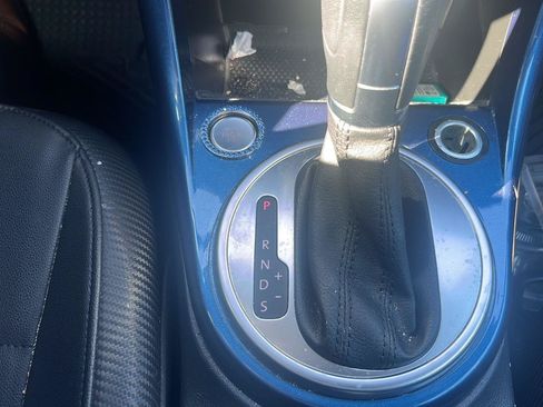 Used 2019 Volkswagen Beetle 2.0T SE FWD image 12