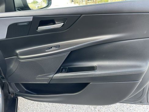 Used 2018 Jaguar XE R-Sport image 35