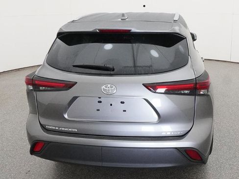 New 2026 Toyota Highlander XLE AWD/4WD image 4